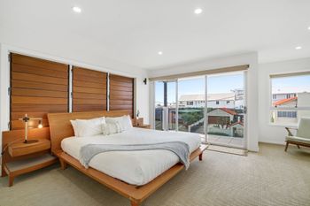 Surf Side Apartments - Accommodation NSW 2