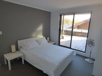 The Apartment Service ALEX2 - Accommodation NSW 4