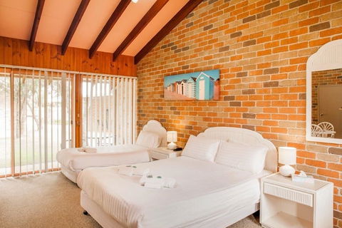 Crescent Head Resort & Conference Centre - Accommodation NSW 5