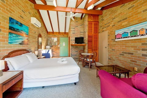 Crescent Head Resort & Conference Centre - Accommodation NSW 4
