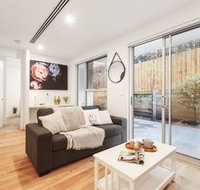 Iris Apartments by Ready Set Host - Accommodation NSW