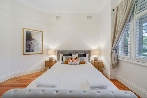 HomeHotel LuxuryHome 500m Crows Nest Shops - Accommodation NSW 6