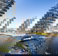 Sabrina 2BDR Docklands Apartment - Accommodation NSW