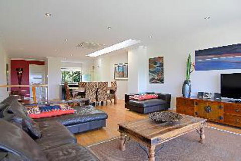 A PERFECT STAY 3 James Cook Apartments - Accommodation NSW 2