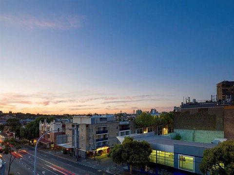 Y Hotel City South - Accommodation NSW 3