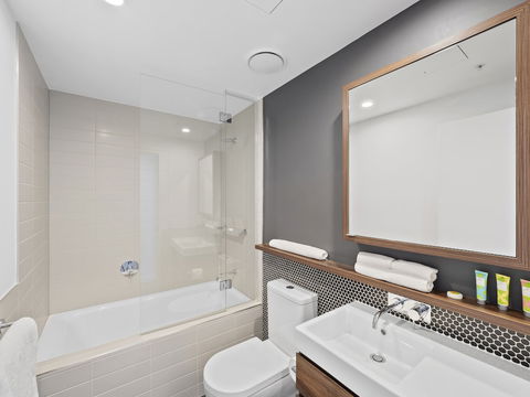 Lucid Living Brisbane - Accommodation NSW 4