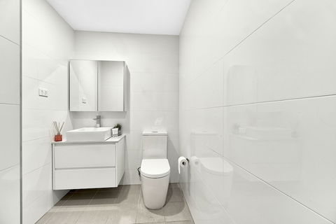 Elegant 2 Bedrooms Terrace With Premium Condition - Accommodation NSW 3