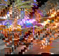 Stylish 2 Bedroom Apartment In the City - Accommodation NSW