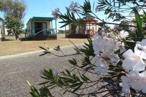 Lanis On The Beach - Old Bar - Accommodation NSW 0
