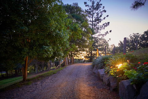 Dayboro Cottages & Llama Walks - Accommodation NSW 0