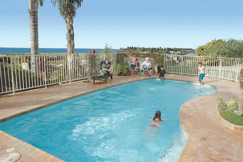 Captain's Quarters - Accommodation NSW 2