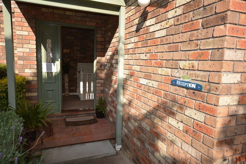 Captain's Quarters - Accommodation NSW 3