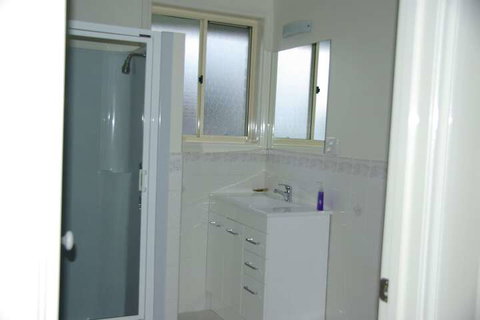 Captain's Quarters - Accommodation NSW 7