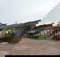 Deer Park Motor Inn - Accommodation NSW