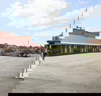 Club Motel - Accommodation NSW