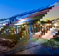 Treetops Seaview Montville - Accommodation NSW