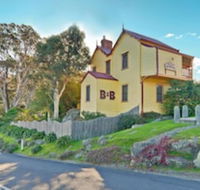 Two Story Bed  Breakfast - Accommodation NSW