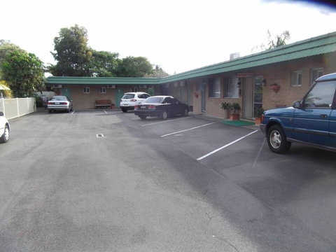 Corlette Palms Motor Inn - Accommodation NSW 3