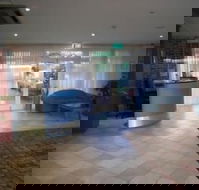 Lake Haven Motor Inn  Palms Restaurant - Accommodation NSW