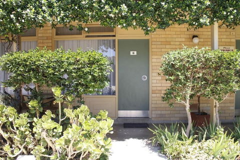 Mid City Motor Inn - Accommodation NSW 1