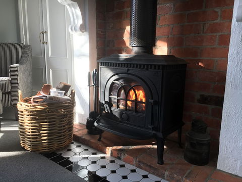 Oak Tree Lodge - Accommodation NSW 2