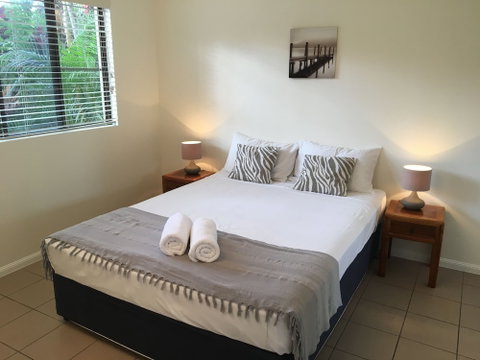 Palms At Trinity - Accommodation NSW 4