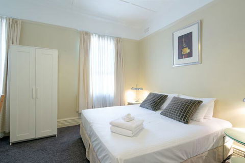 Neutral Bay Lodge - Accommodation NSW 3