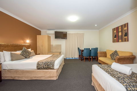 Coral Cay Resort - Accommodation NSW 4