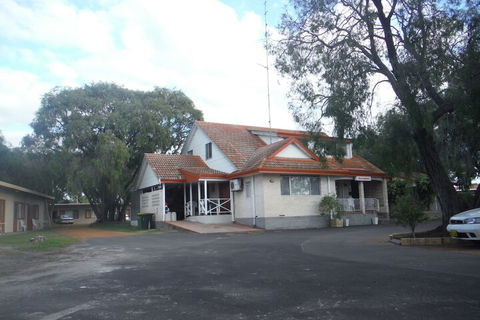 Restawile Motel - Accommodation NSW 1
