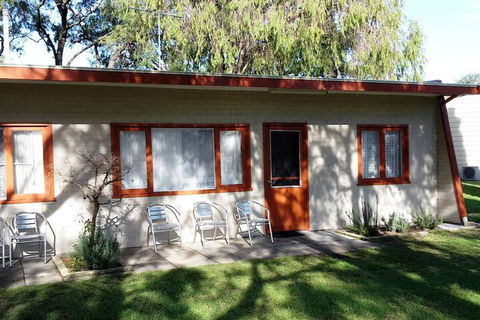 Restawile Motel - Accommodation NSW 3