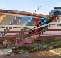 Yarra Glen Racecourse Apartments - Accommodation NSW