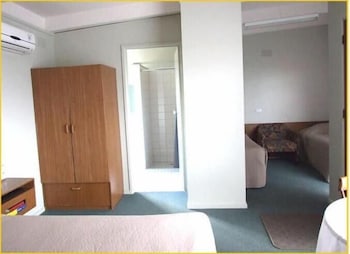 Abbotswood Motor Inn - Accommodation NSW 5