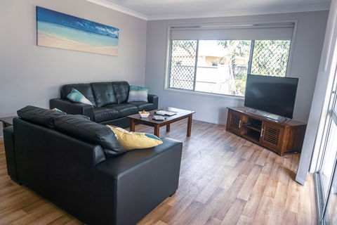 Nobby Beach Holiday Village - Accommodation NSW 3