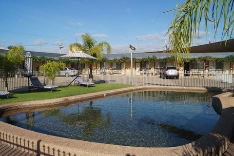 Bell Tower Motor Inn - Accommodation NSW 4