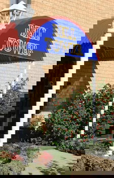 Bell Tower Motor Inn - Accommodation NSW 2