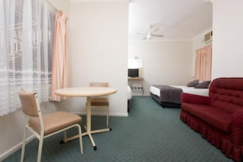 Jasmine Lodge Motel - Accommodation NSW 7