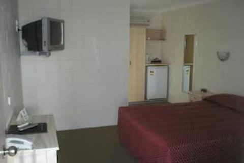 Nambour Lodge Motel - Accommodation NSW 6