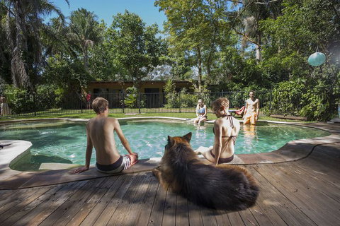 Samurai Beach Bungalows Port Stephens YHA - Accommodation NSW 2