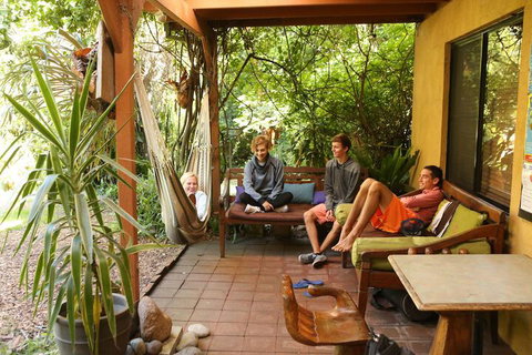 Samurai Beach Bungalows Port Stephens YHA - Accommodation NSW 7