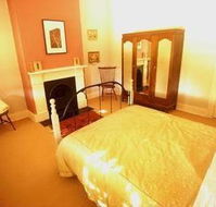 Cromwell House - Accommodation NSW