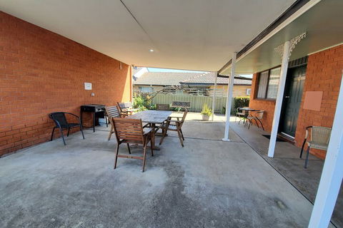 Roydons Motor INN - Accommodation NSW 3