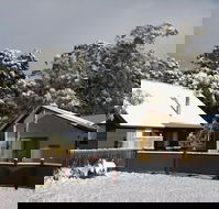 Derwent Bridge Chalets  Studios - Accommodation NSW