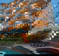Meridian Alex Beach Apartments - Accommodation NSW