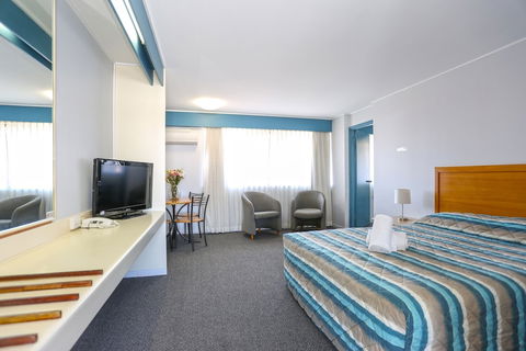 Reef Resort Motel - Accommodation NSW 5