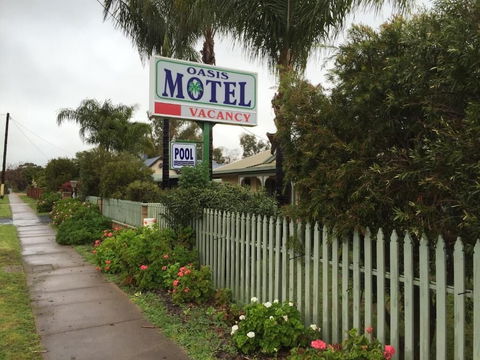 Oasis Motel Peak Hill - Accommodation NSW 6