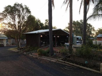 Oasis Motel Peak Hill - Accommodation NSW 3
