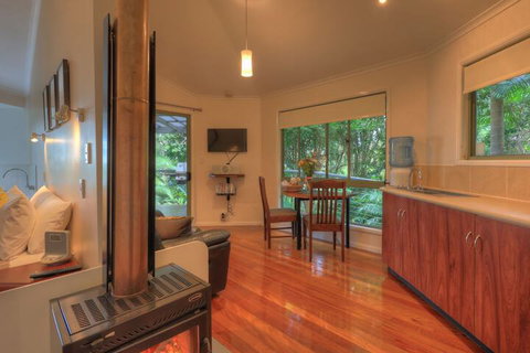 Montville Grove - Accommodation NSW 4