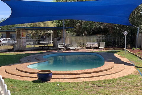 Orana Windmill Motel - Accommodation NSW 2