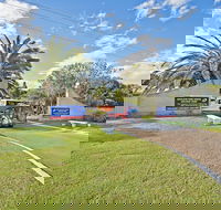 Acclaim Pine Grove Holiday Park - Accommodation NSW