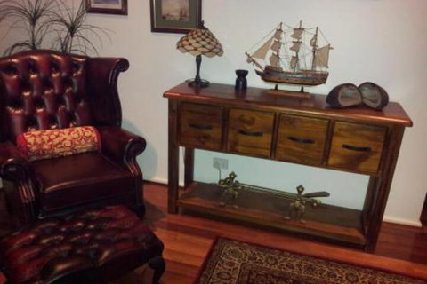 The Pommy Tree - Accommodation NSW 7